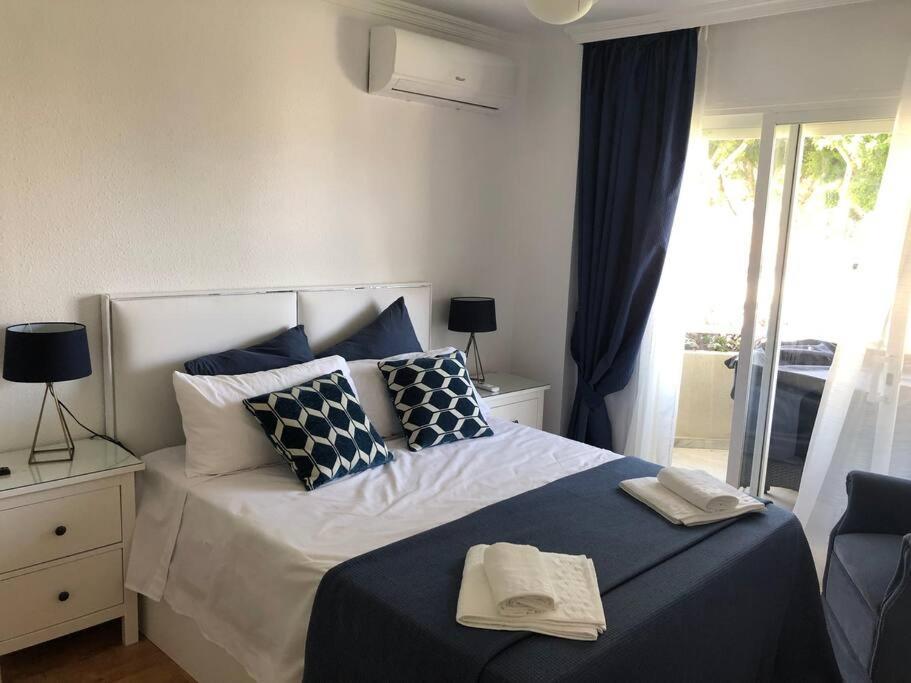 Apartamento Torremolinos 5 Personas + Parking + Piscina Todo El Ano Екстер'єр фото